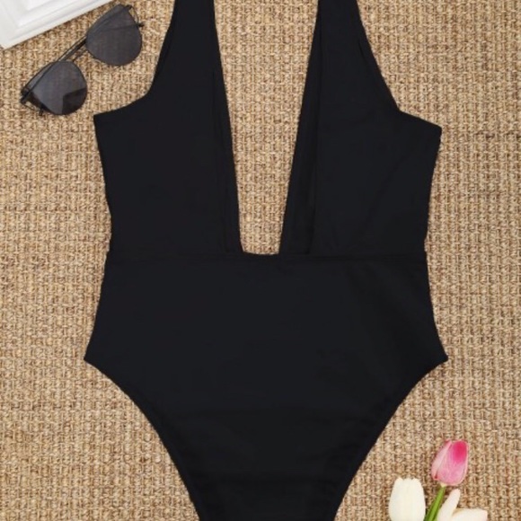 Brand new one piece bathing suit - Picture 3 of 4